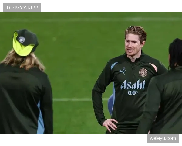 德布劳内在曼城巅峰期的核心作用与荣誉贡献解析